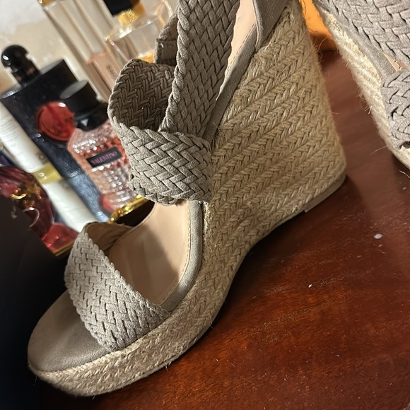 Wedges - Picture 2 of 3